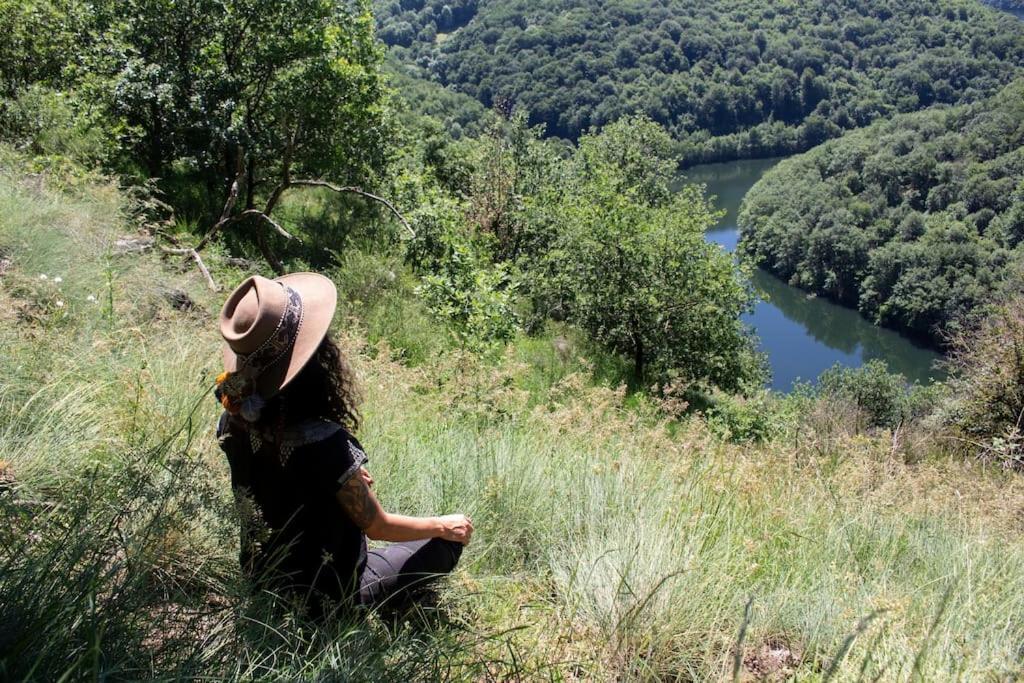 Castelnau-de-Mandailles Lake House I // Alauzet Ecolodge + Nature Spa מראה חיצוני תמונה